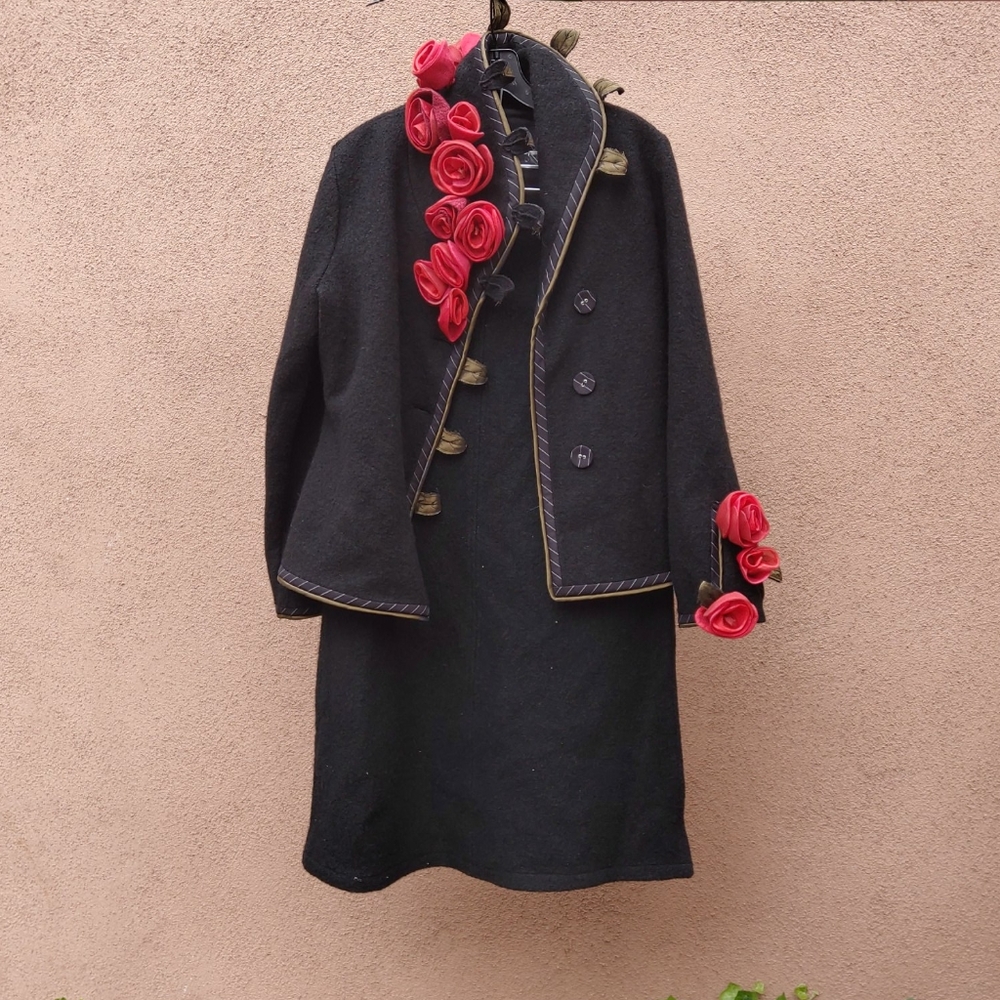 Decorative Rose Will Suit Set